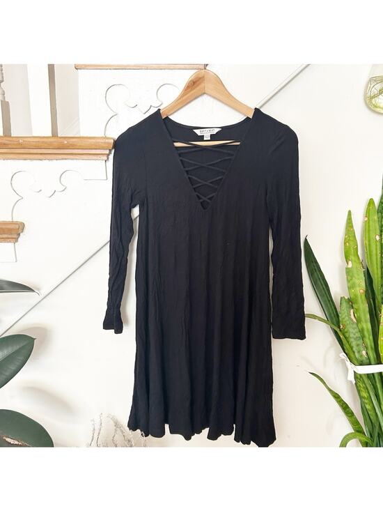 American Eagle Outfitters Dresses & Skirts - American Eagle Soft & Sexy Lace Up Long Sleeve Swing Dress Black Size S Small
